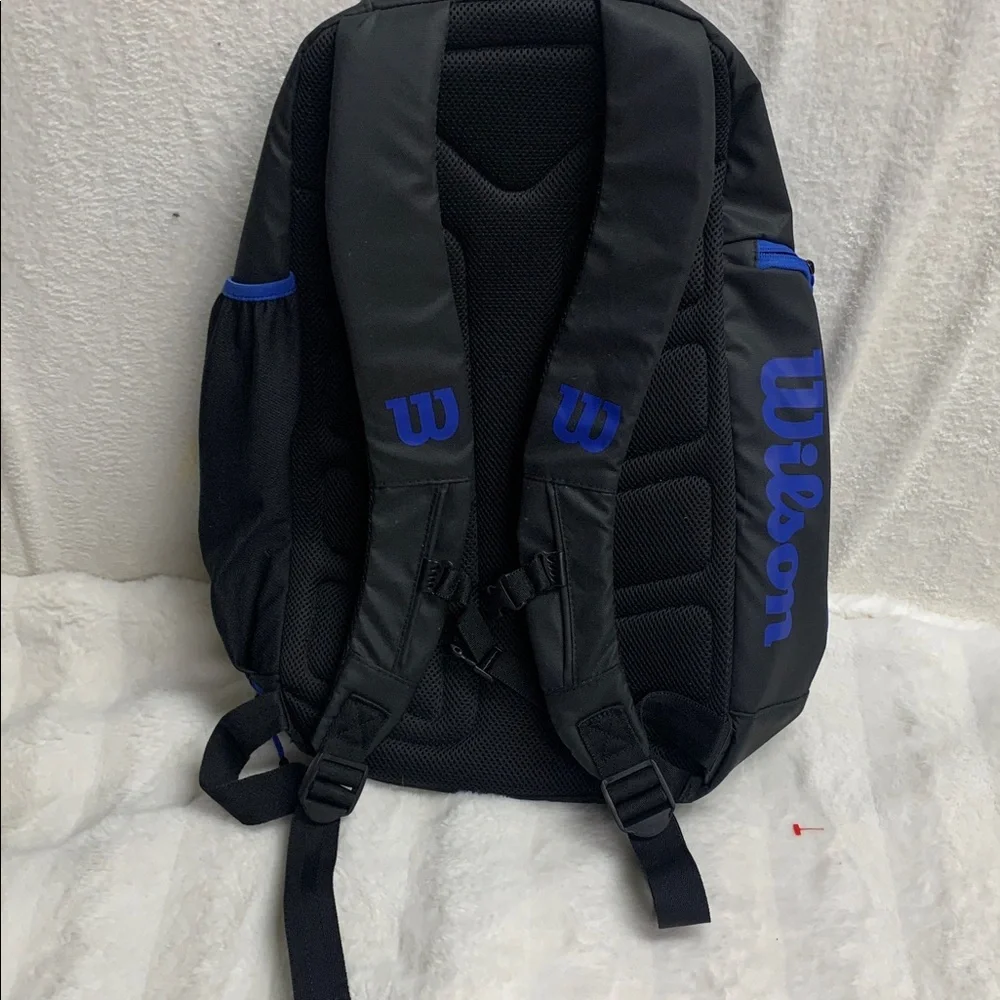 Wilson backpack bold